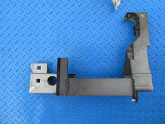 Rolls Royce Cullinan right front frame support bracket #2202