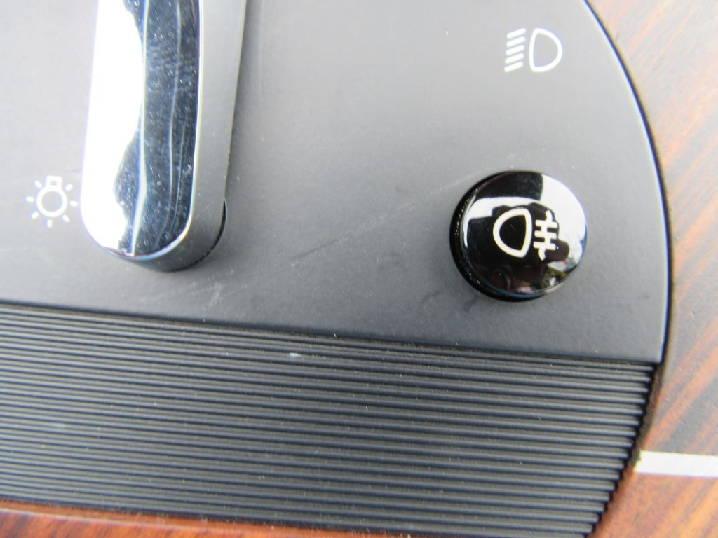 Rolls Royce Ghost Wraith Dawn left dash air vent headlight switch #8260