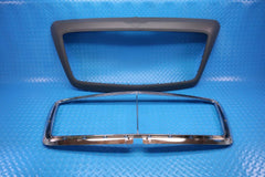 Bentley Bentayga front center grille surround & chrome trim #12381