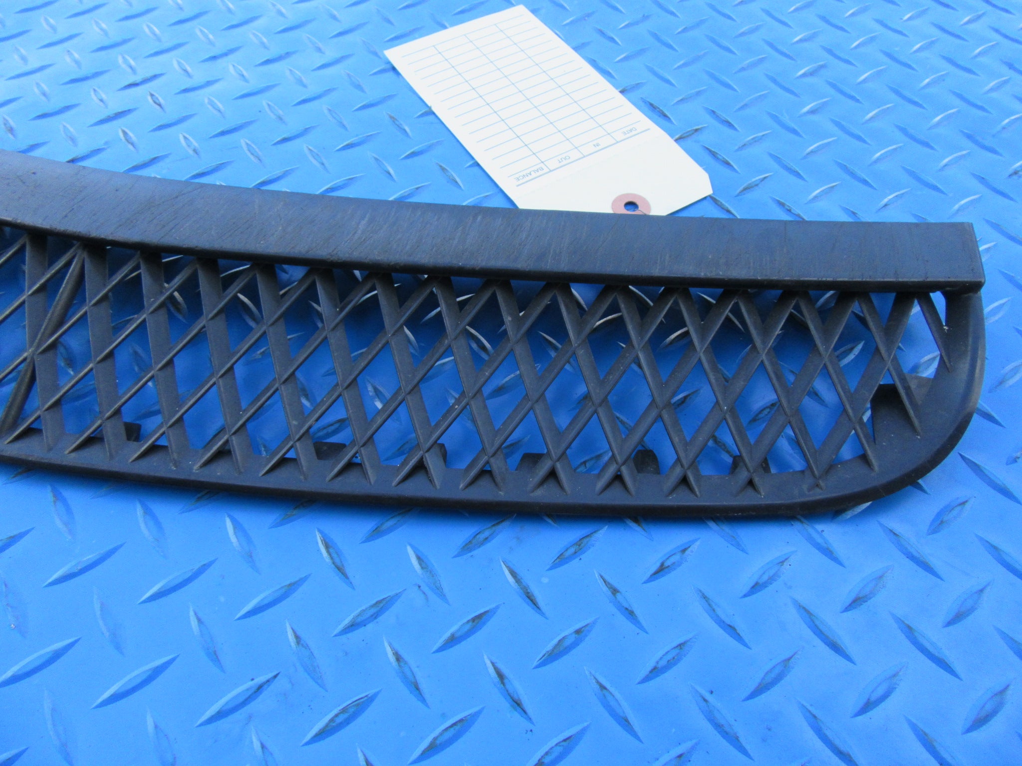 Bentley Continental Flying Spur center front bumper grille #2522