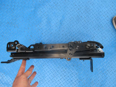 Maserati Quattroporte left seat lifter track #5710
