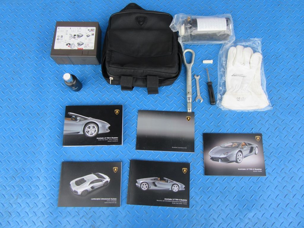 Lamborghini Aventador LP700 Roadster air compressor manual books tools service kit #1041