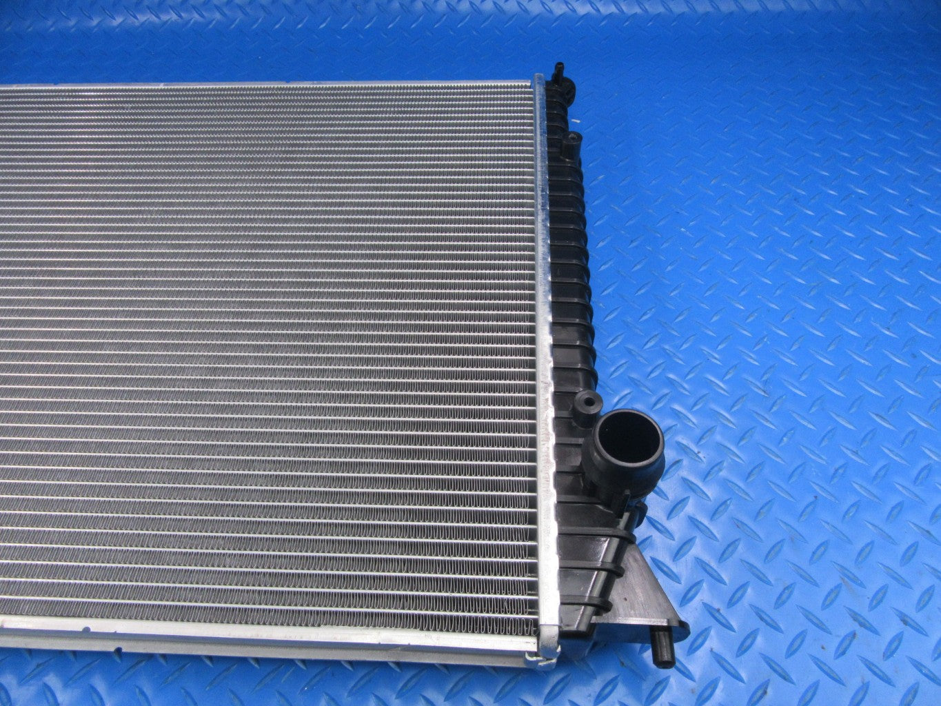 Bentley Continental Gt Gtc Flying Spur radiator w12 6.0 #90766 wholesale