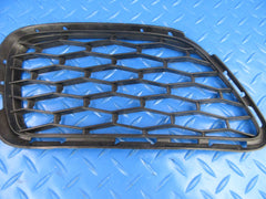 Maserati Quattroporte right front bumper grille #9101