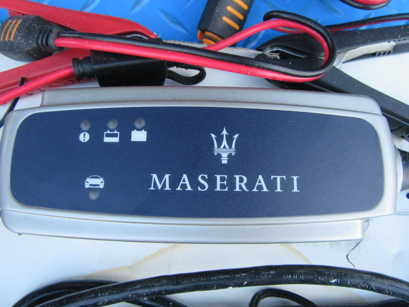 Maserati Ghibli Quattroporte Levante GranTurismo GranCabrio battery charger NEW OEM #0627