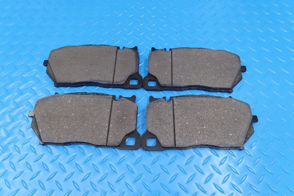 Bentley Continental GT GTC Flying Spur front brakes pads 2018- up #9263