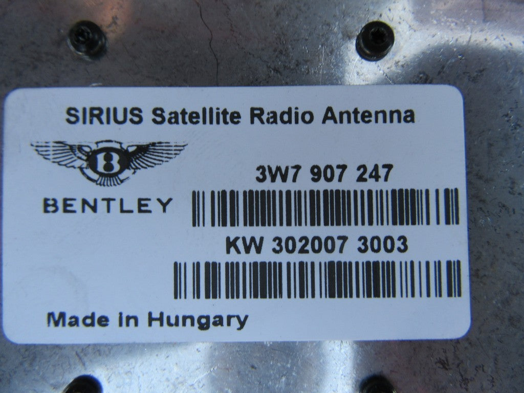 Bentley Continental GTC sirius radio antenna #5640