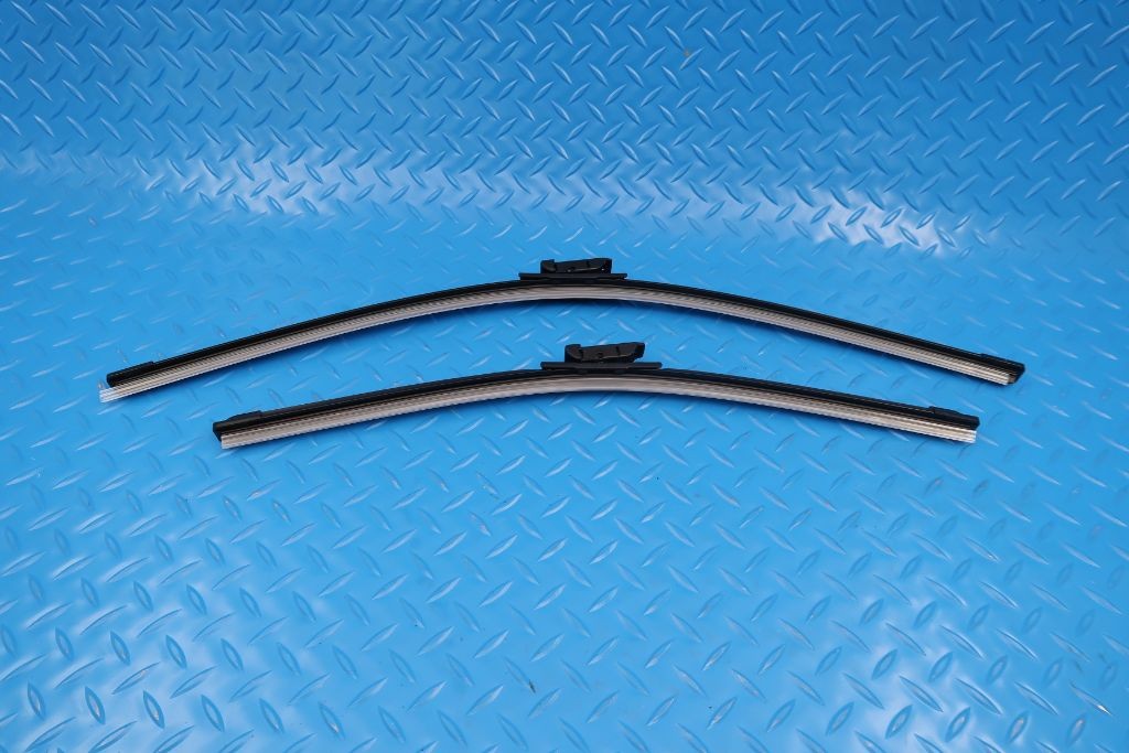 Maserati Ghibli Quattroporte brake pads rotors filters belt service kit #9311 17-24
