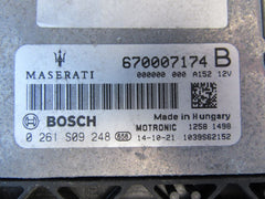 Maserati engine control computer module ECU #7125