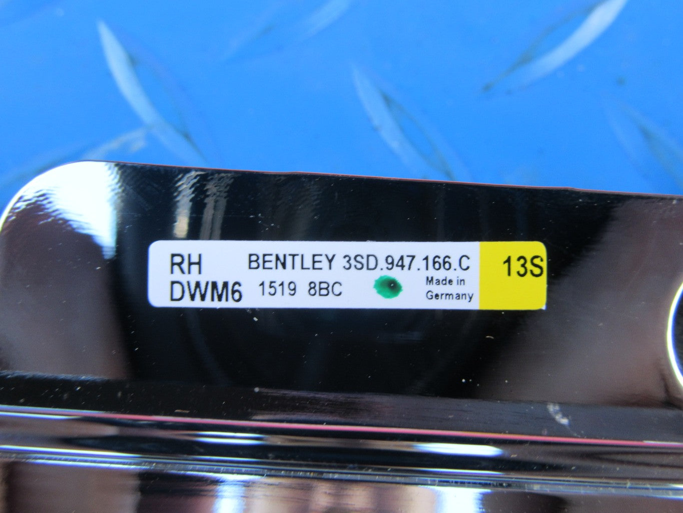 Bentley Continental GT GTC right door panel chrome insert piece #0307