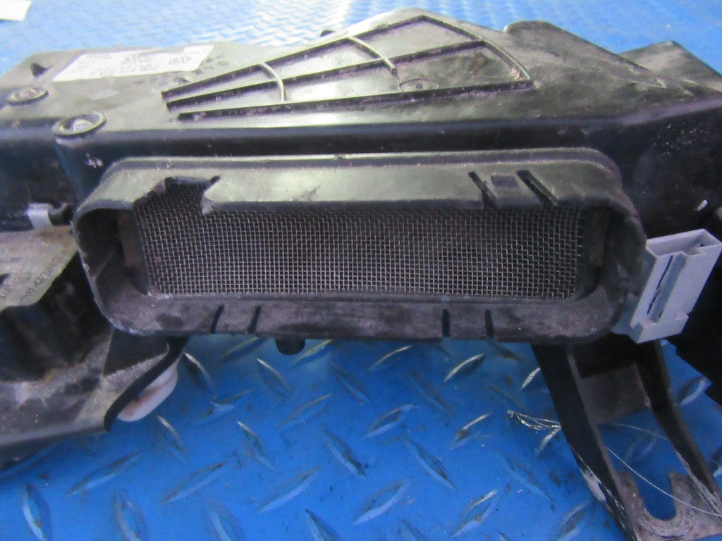 Bentley Continental Flying Spur left floor air distribution duct #1357