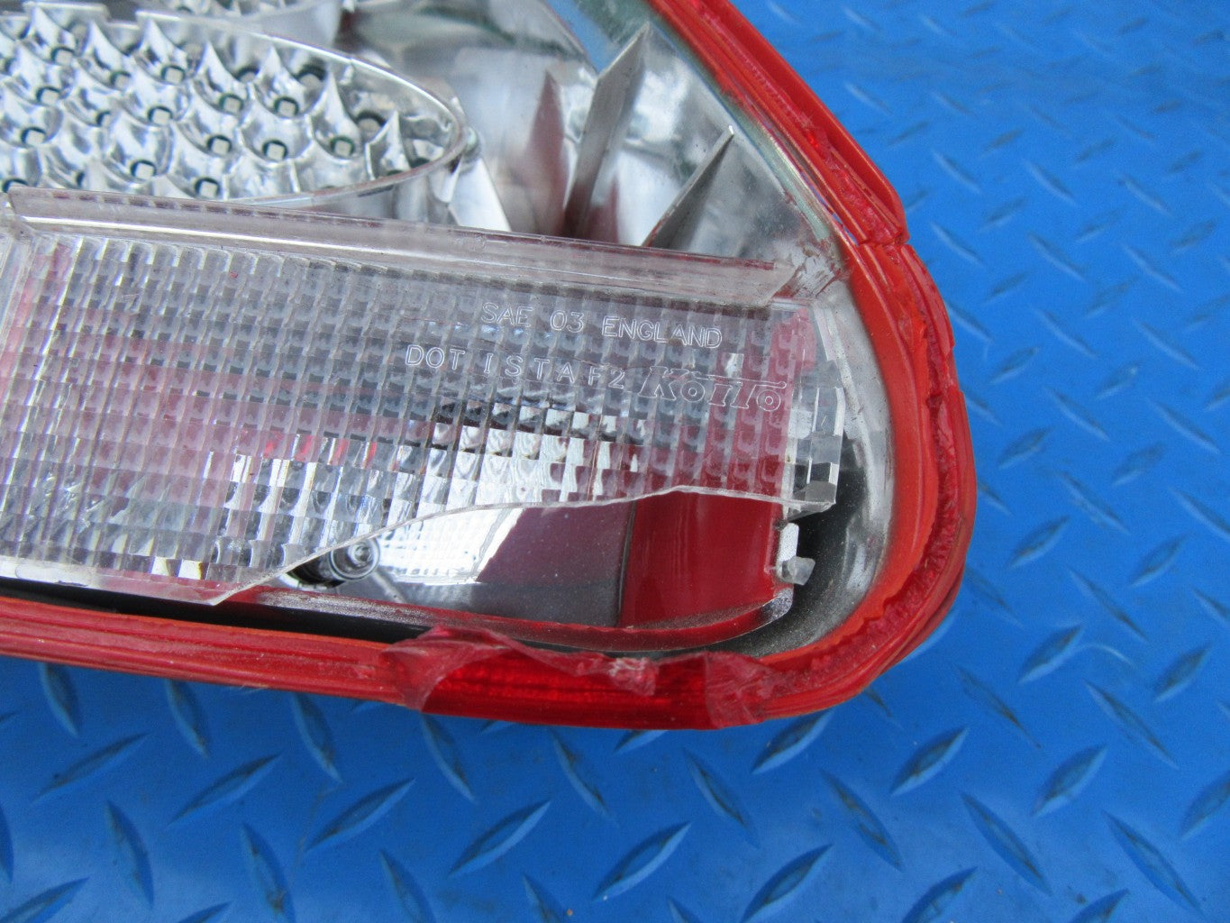 Bentley Continental GTC left tail light FOR PARTS #0166