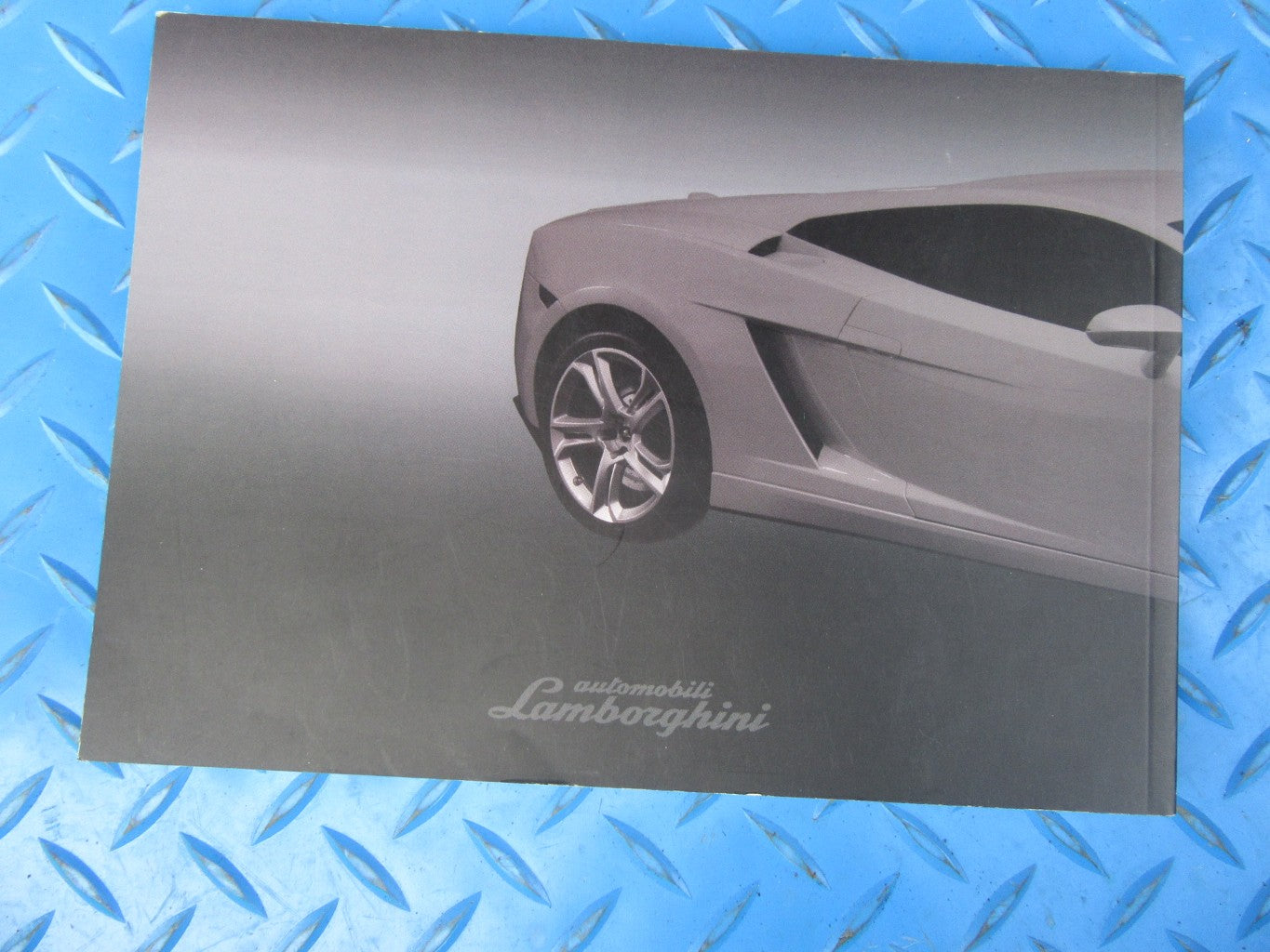Lamborghini Gallardo LP560-4 owner's handbook #2983