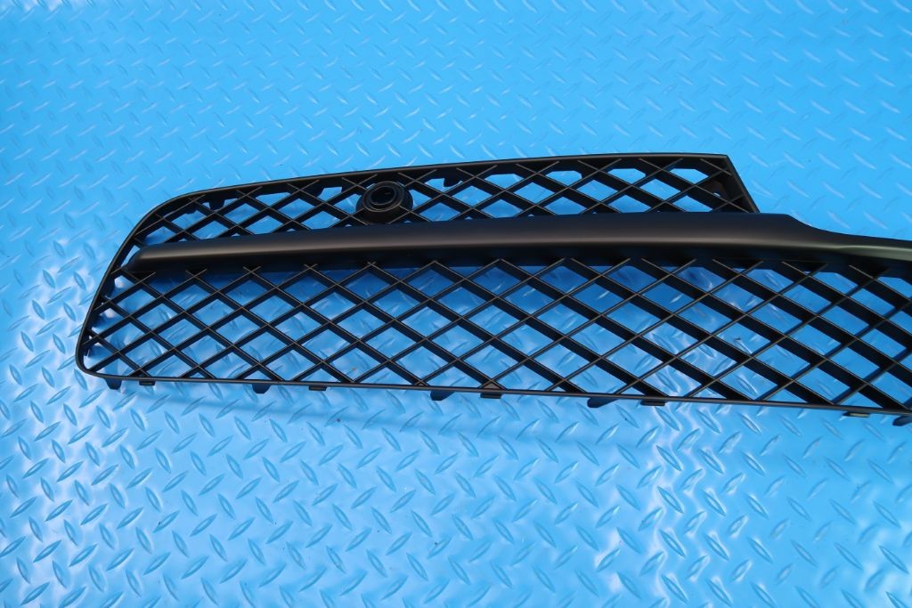 Bentley Continental Flying Spur front bumper black grille right #9888
