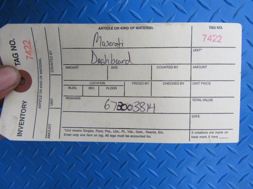 Maserati Quattroporte dashboard black tan bare #7422
