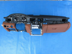 Maserati Quattroporte dashboard tan black #7427