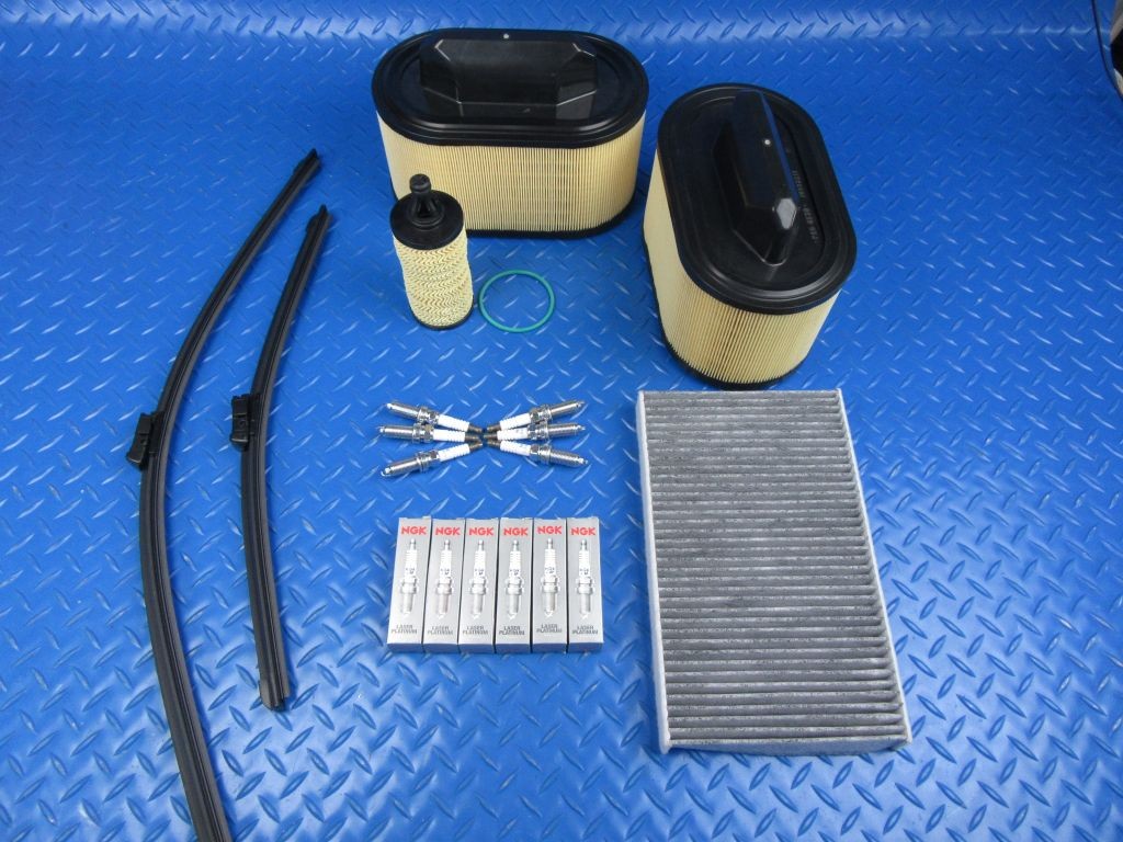 Maserati Ghibli  spark plugs oil air cabin filters wiper blades service kit #7054