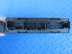 Bentley Continental GT right rear quarter glass motor #0857