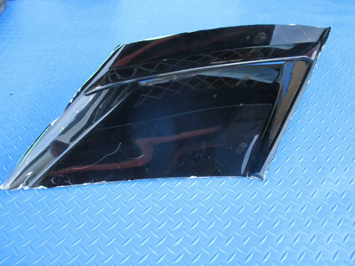 Lamborghini Gallardo right rear quarter panel side air vent scoop #5208