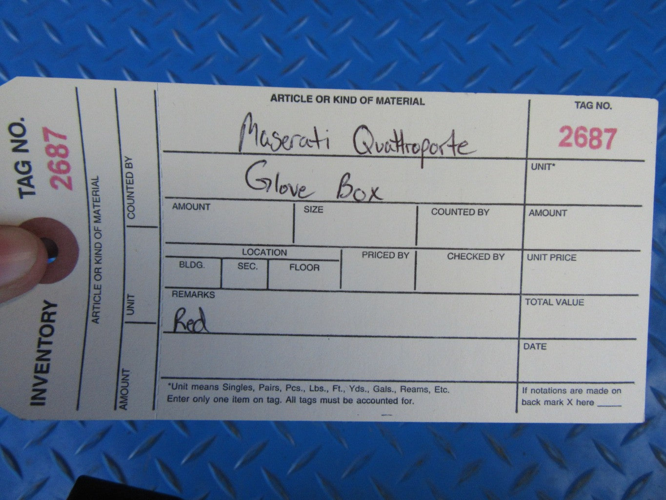 Maserati Quattroporte dashboard glove compartment box red #2687