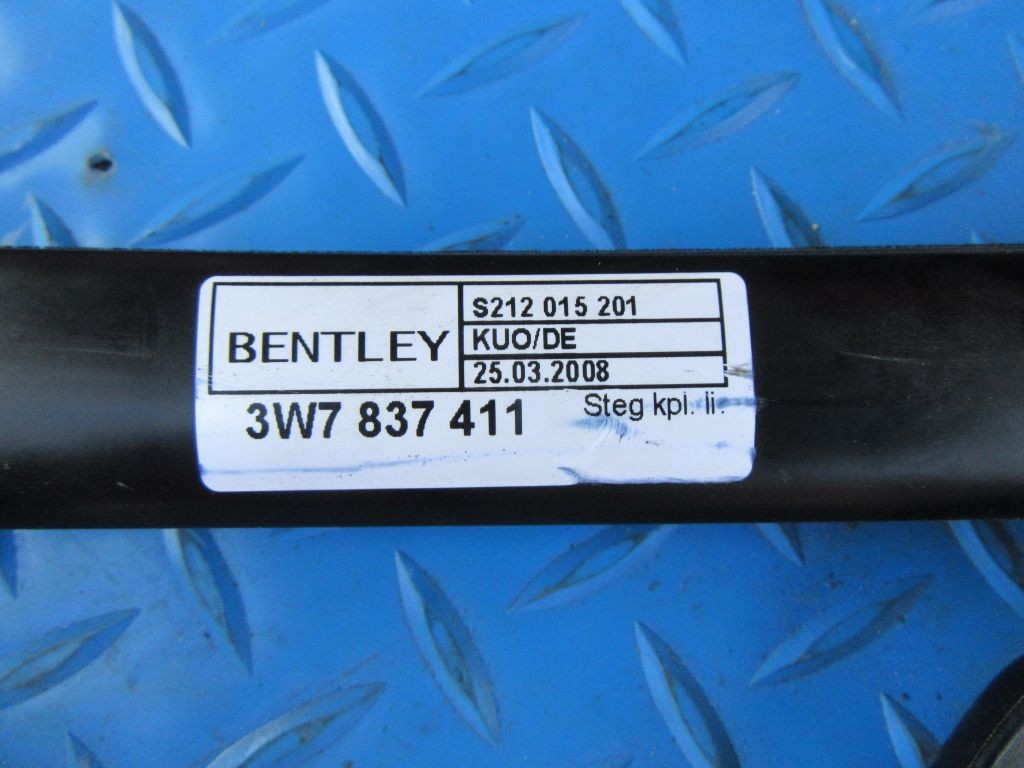Bentley Continental GTC left vent glass guide channel bracket #5654
