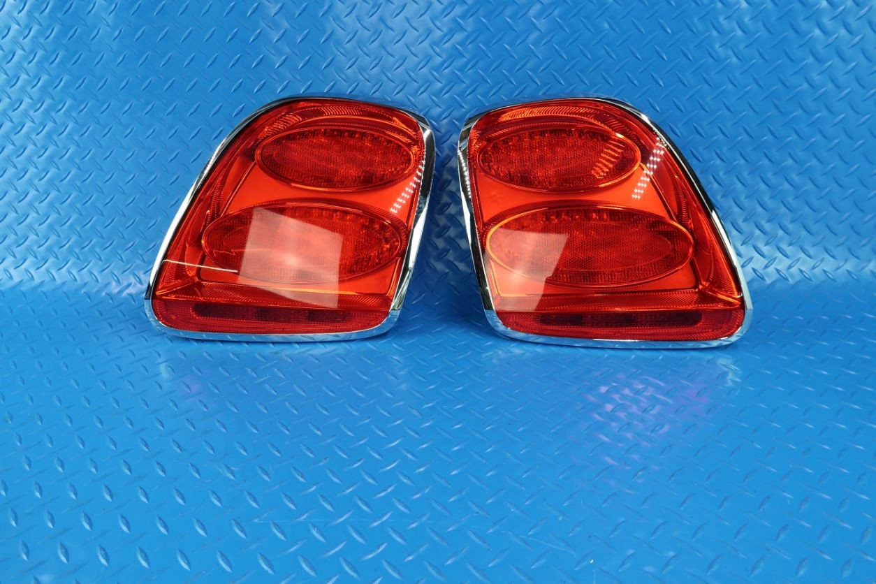 Bentley Continental Flying Spur tail light left + right #11275