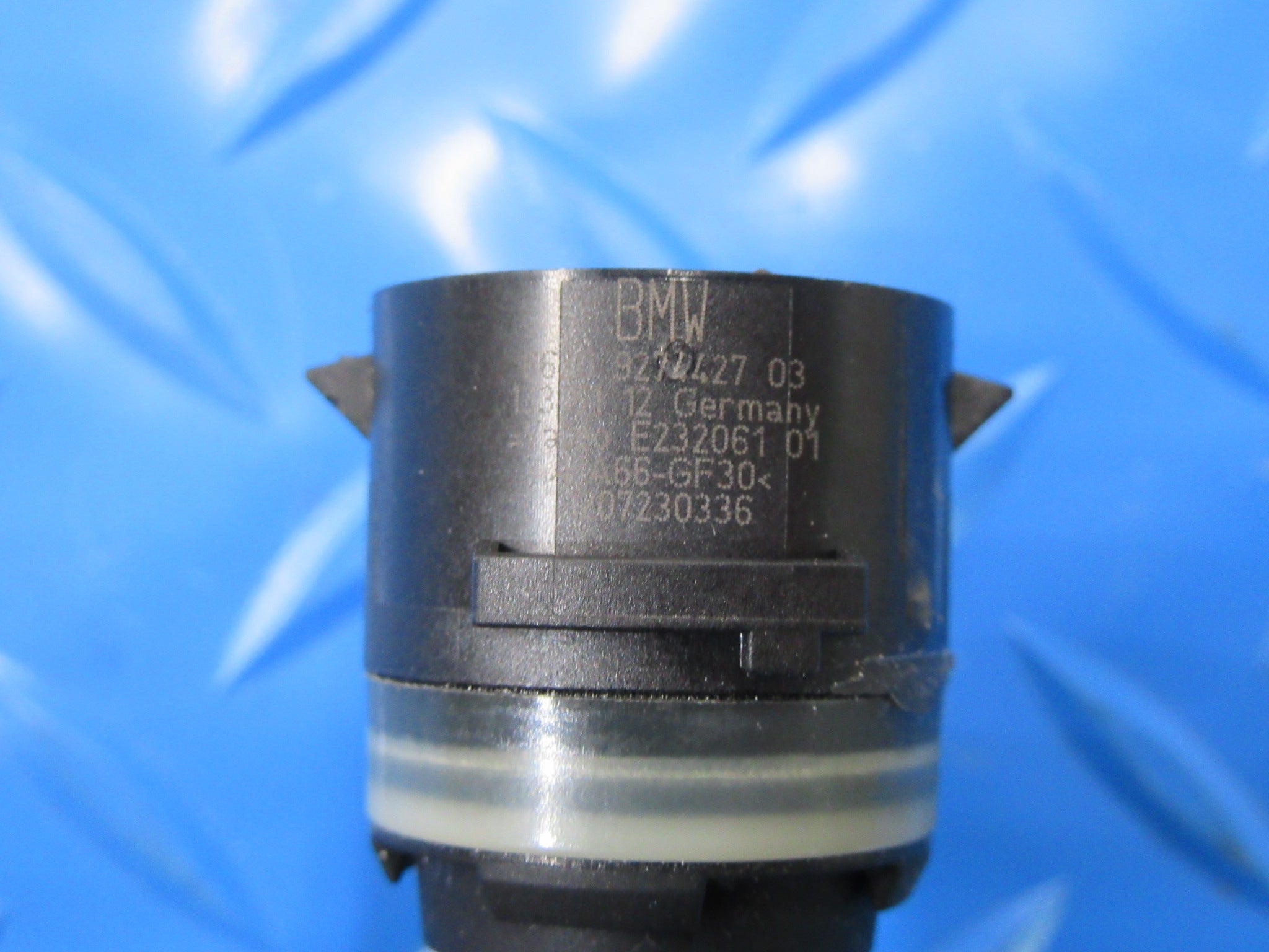Rolls Royce Cullinan rear bumper pdc parking distance sensor #2294