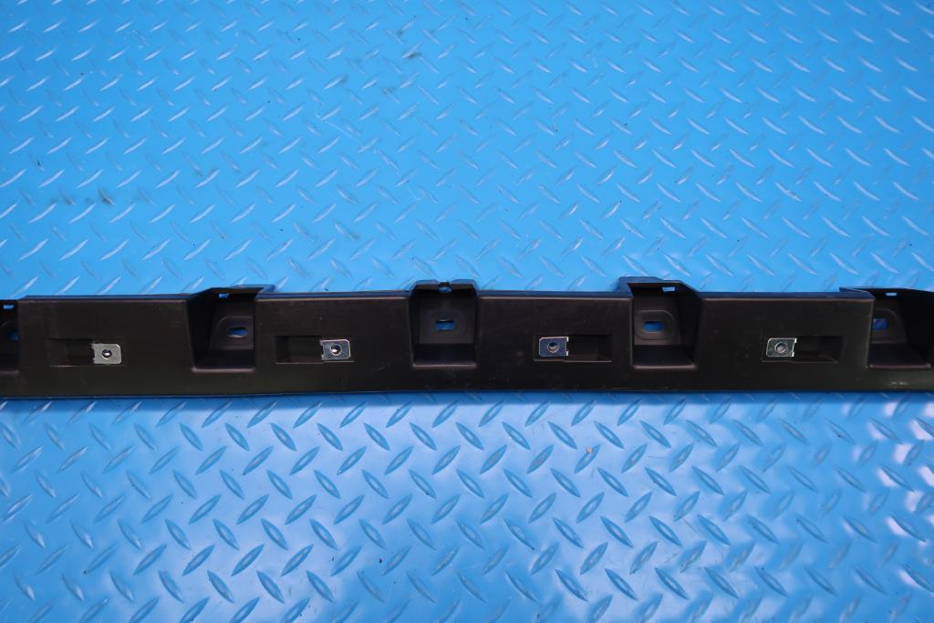 Bentley Continental Gtc Gt grille surround mount bracket striker plate #12984