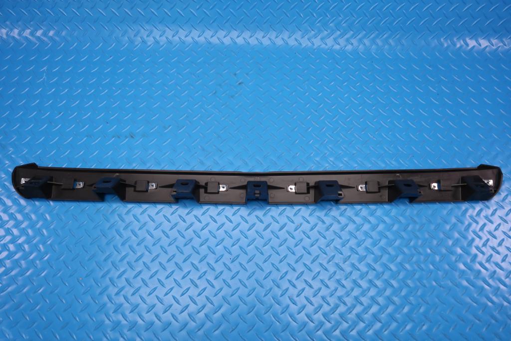 Bentley Continental Gtc Gt grille surround mount bracket striker plate #12984