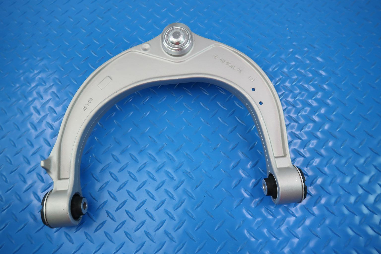 Rolls Royce Cullinan Phantom left upper control arm wishbone #11995