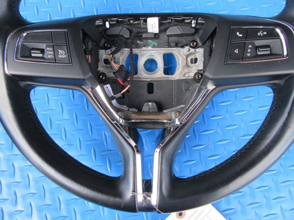 Maserati Quattroporte GTS Diesel S Q4 S V6 steering wheel #6891