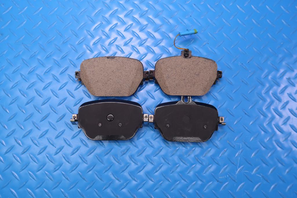 Mercedes E63 AMG S rear brake pads low dust TopEuro #12529