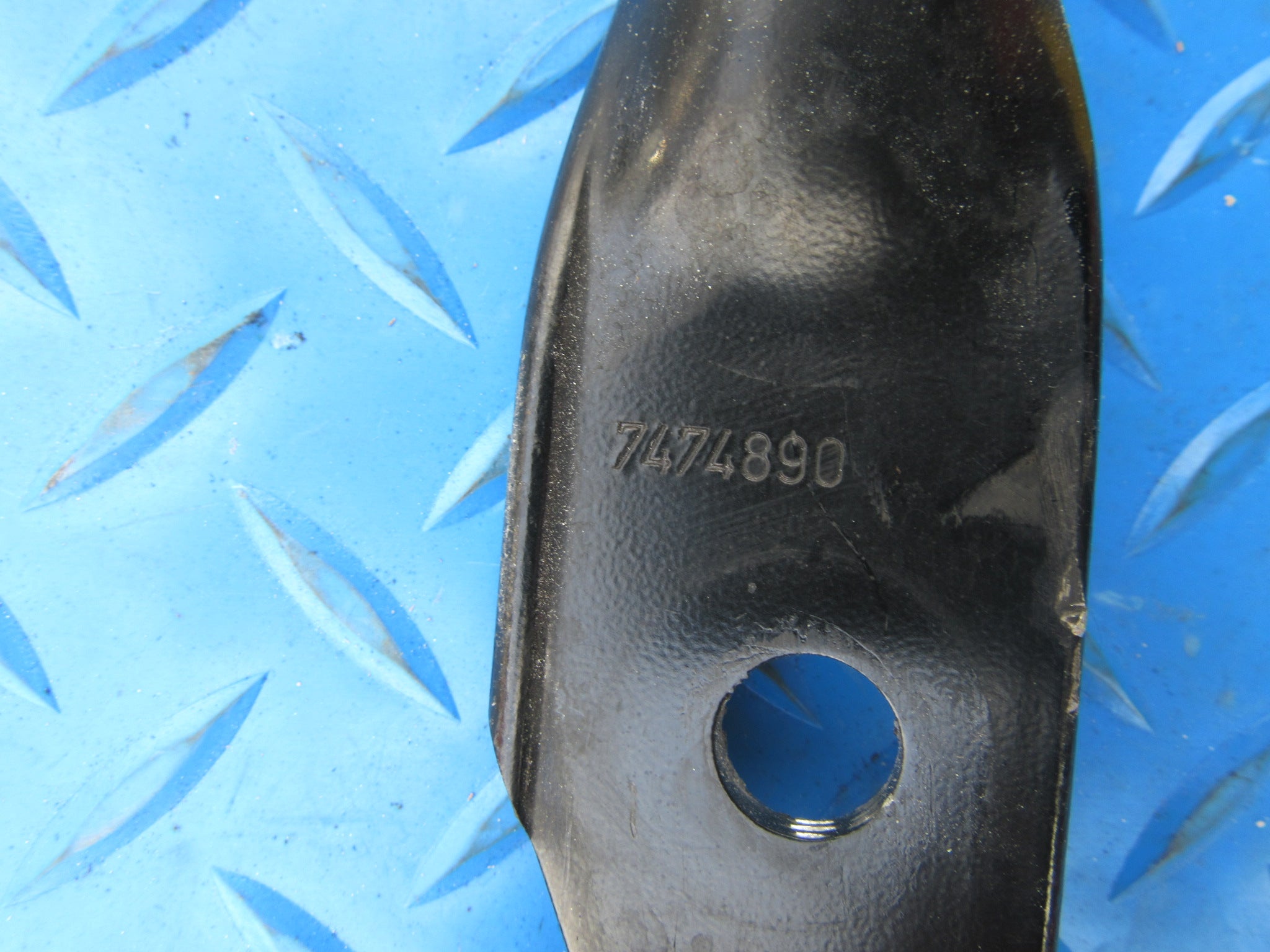 Rolls Royce Cullinan right radiator V brace bracket #2206