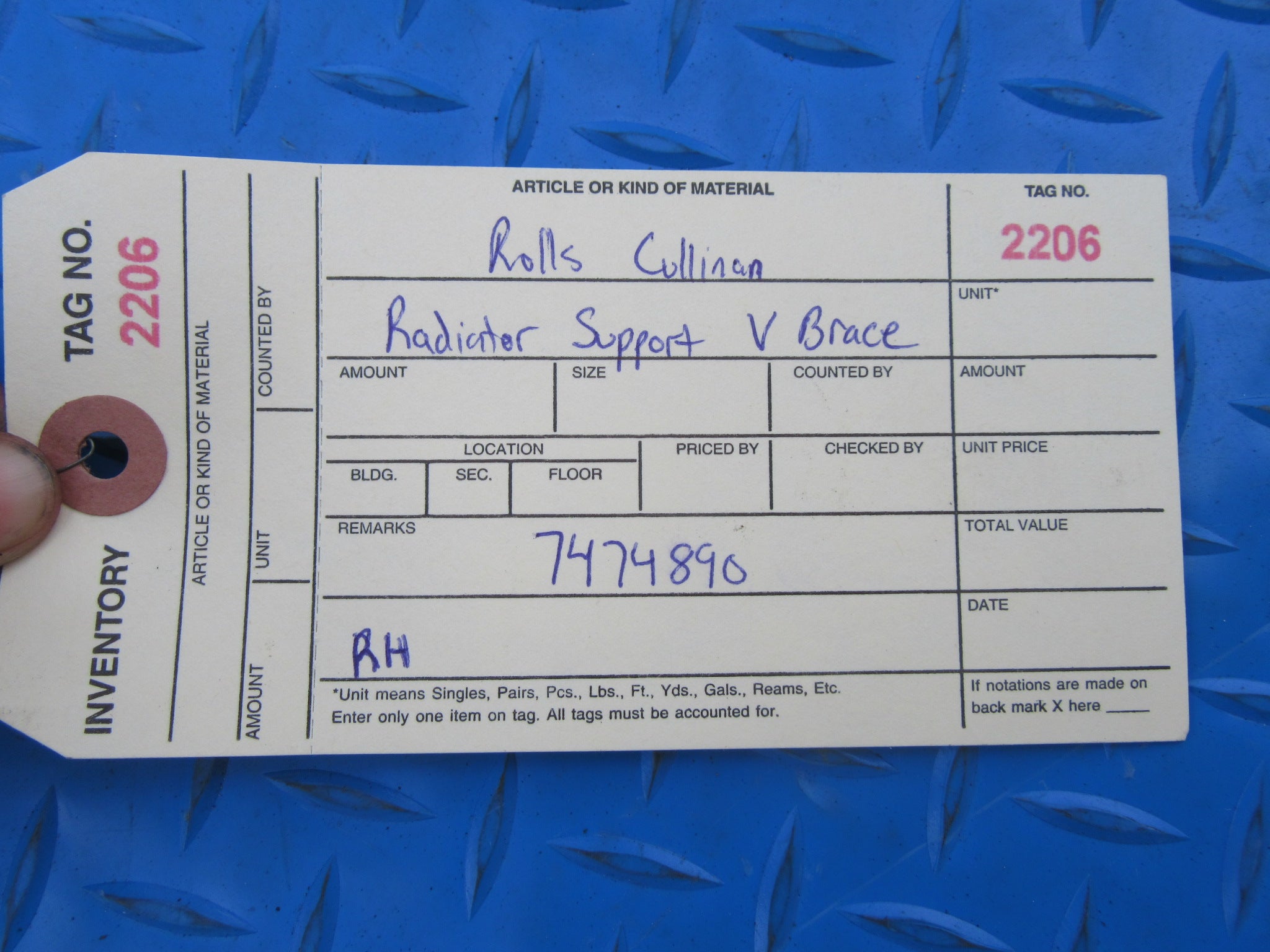Rolls Royce Cullinan right radiator V brace bracket #2206