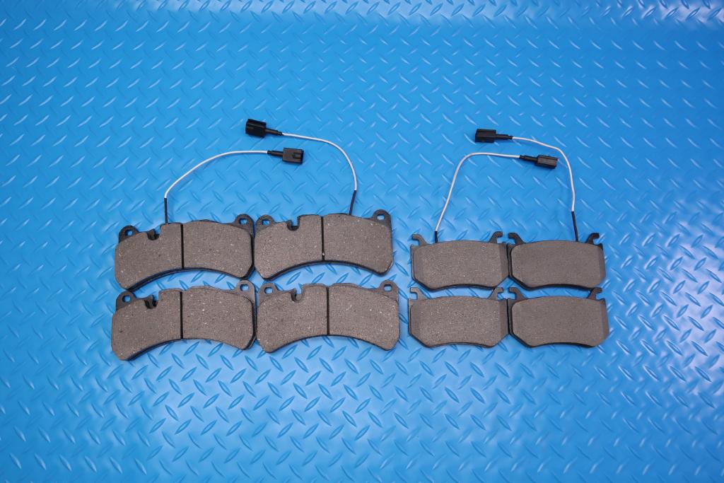 Maserati Grecale 3.0 front rear brake pads & rotors #12549