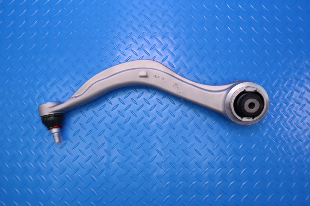 Alfa Romeo Stelvio right lower suspension control arm 1pc #12566