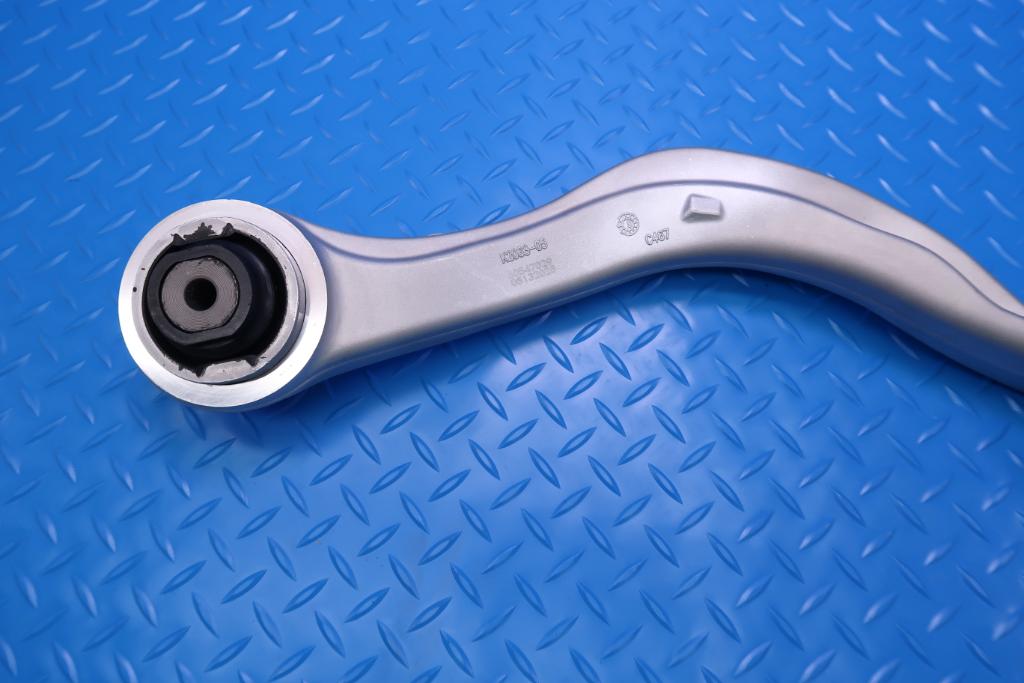 Alfa Romeo Stelvio left lower suspension control arms 2pcs #12567