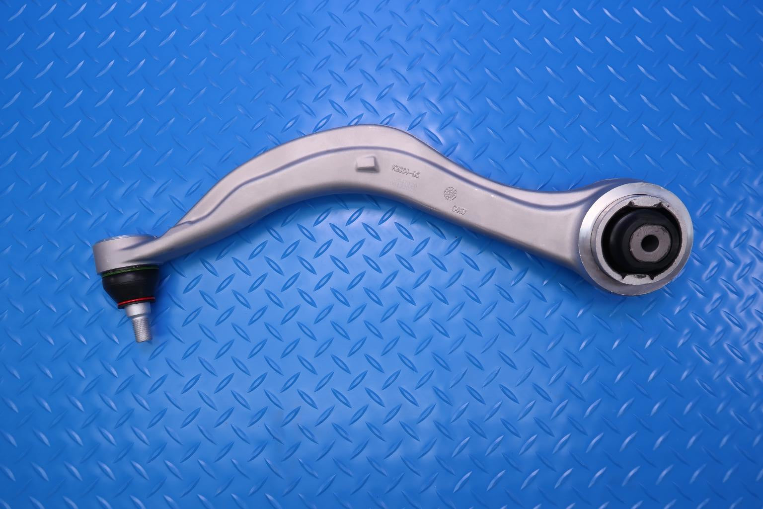 Alfa Romeo Stelvio right lower suspension control arms 2pcs #12568