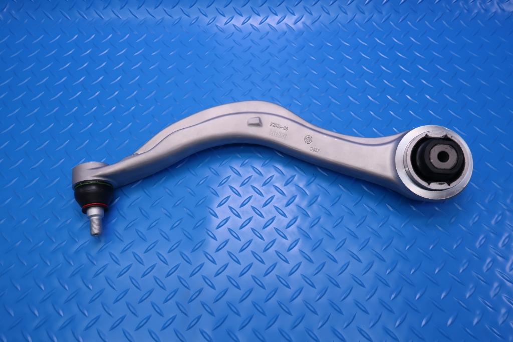 Alfa Romeo Stelvio right lower suspension control arms 2pcs #12568