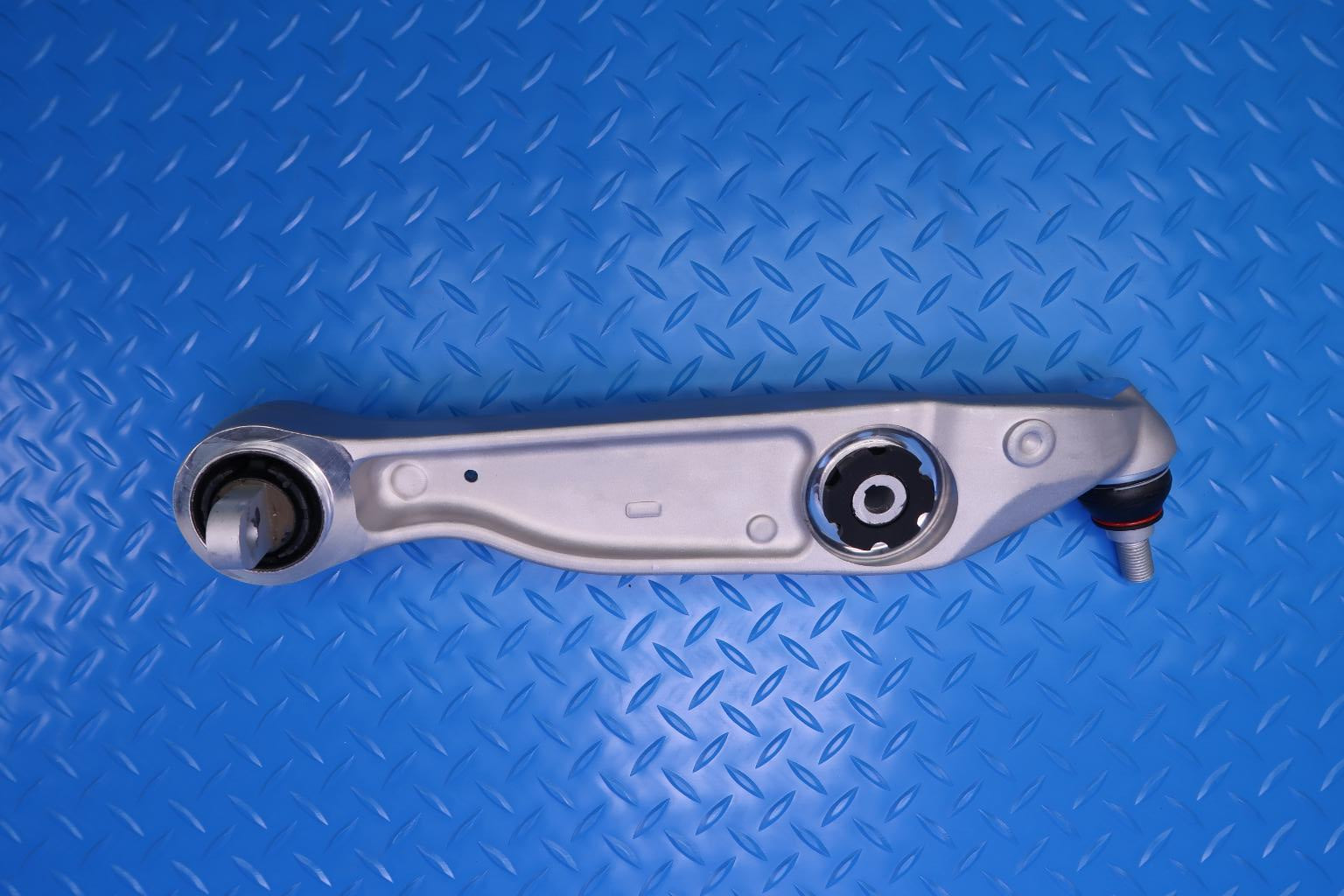 Alfa Romeo Stelvio right lower suspension control arms 2pcs #12568