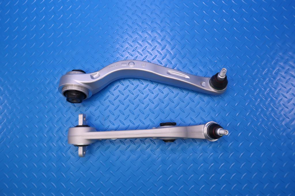 Alfa Romeo Giulia left lower suspension control arms 2pcs #12570
