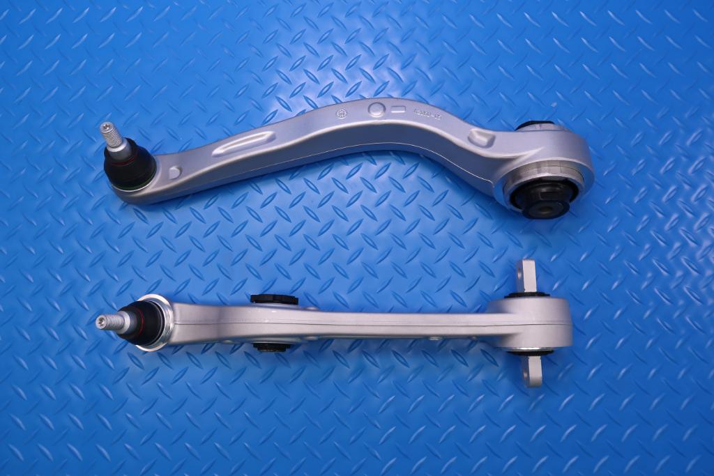 Alfa Romeo Giulia right lower suspension control arms 2pcs #12571