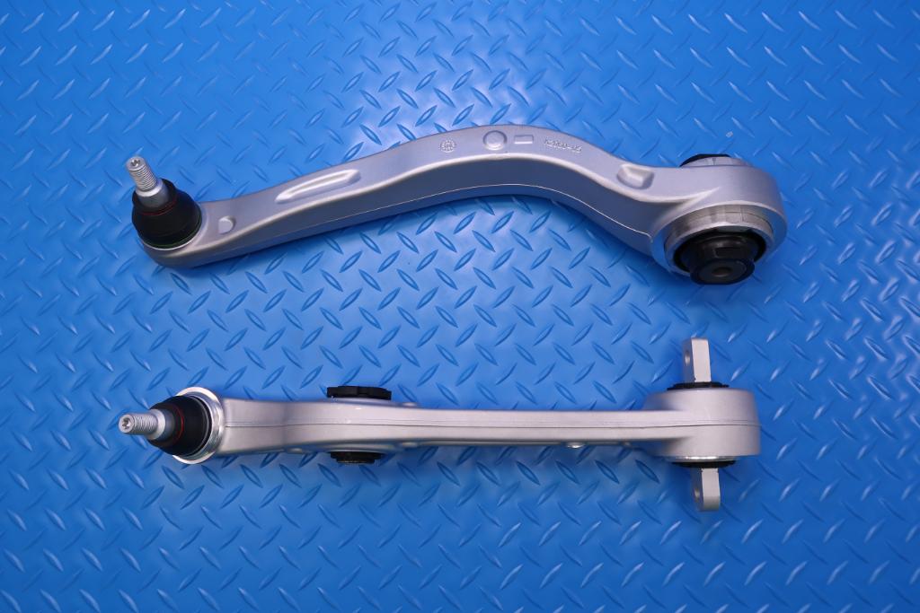 Alfa Romeo Giulia right lower suspension control arms 2pcs #12571