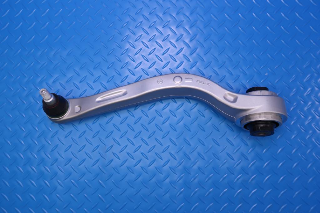 Alfa Romeo Giulia right lower suspension control arms 2pcs #12571