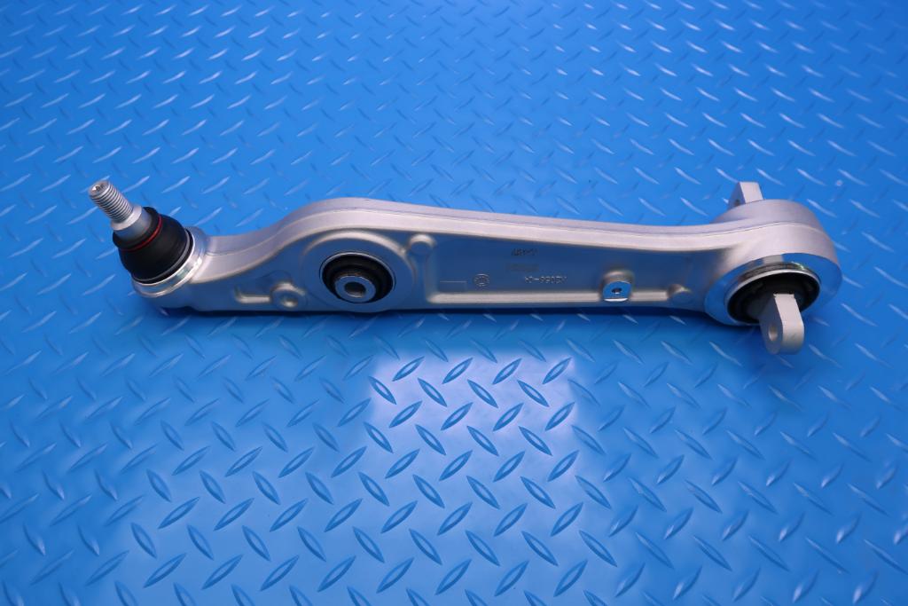 Alfa Romeo Giulia right lower suspension control arms 2pcs #12571