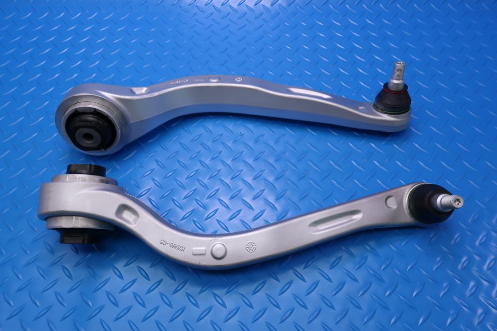 Alfa Romeo Giulia left & right lower suspension control arms 2pcs #12575