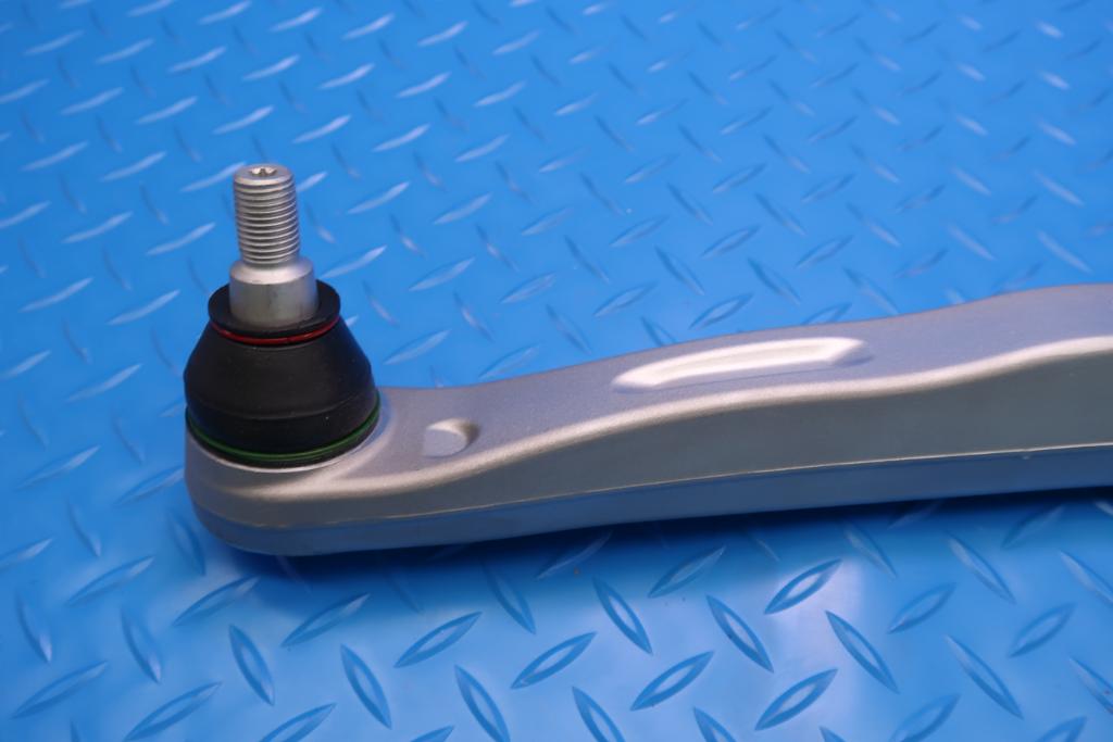 Alfa Romeo Giulia right lower suspension control arm 1pc #12577