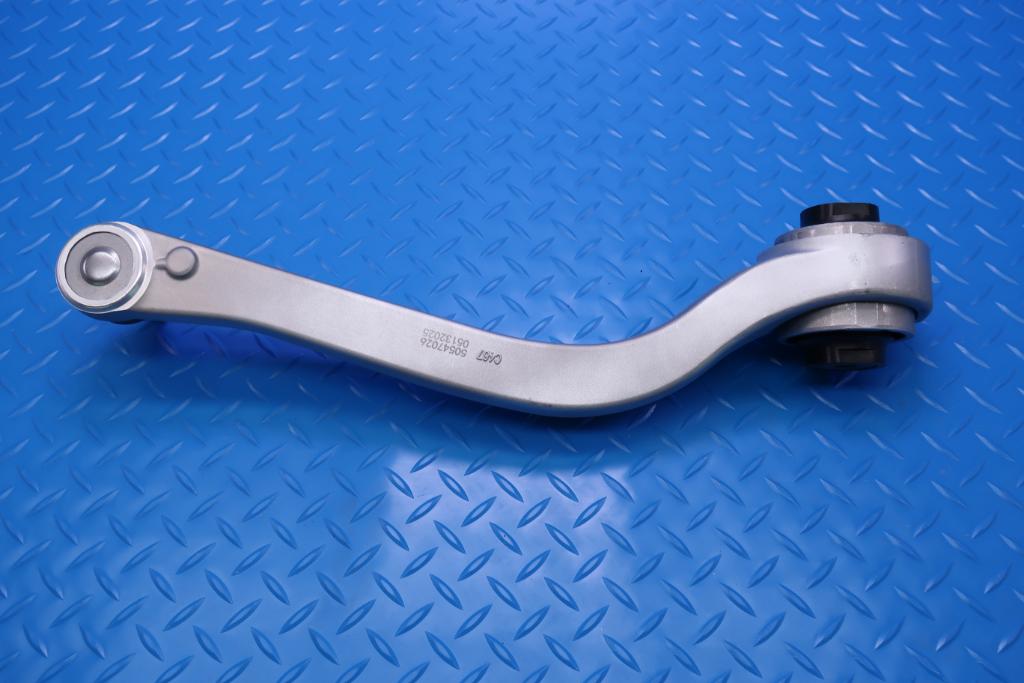 Alfa Romeo Giulia right lower suspension control arm 1pc #12577