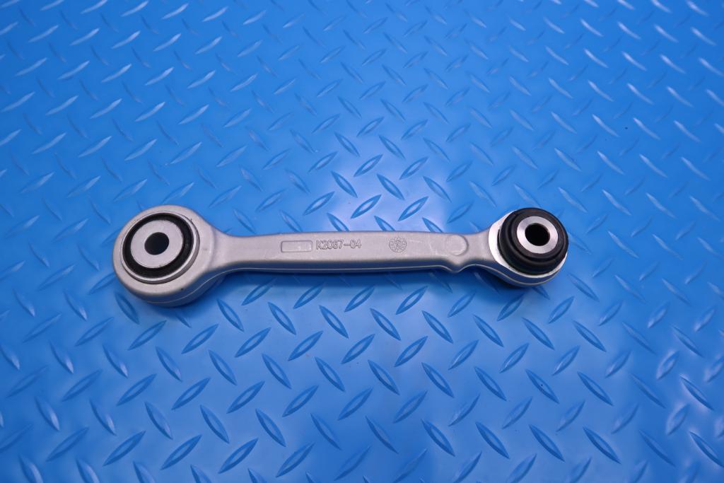 Alfa Romeo Stelvio rear suspension control arm #12578