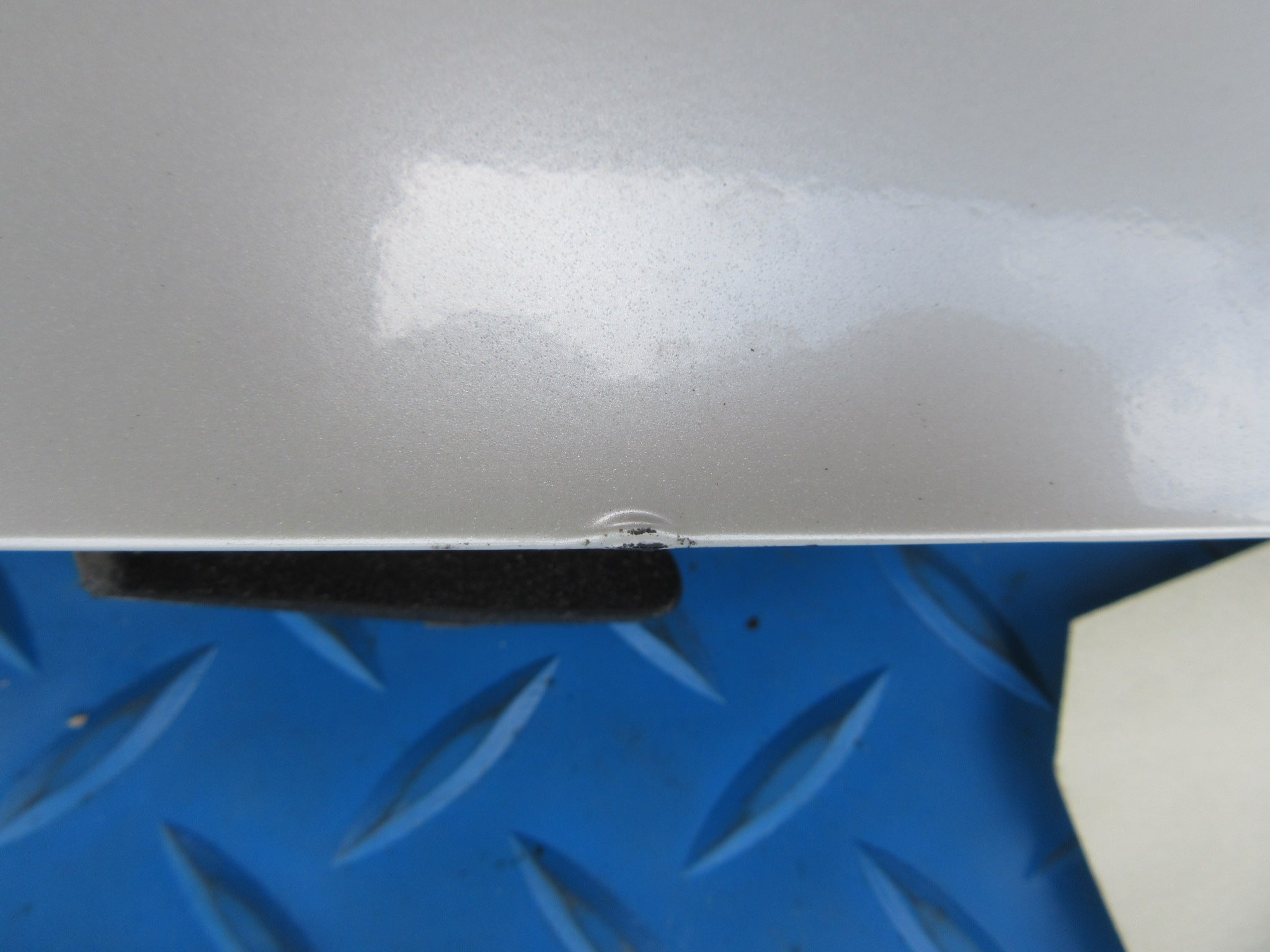 Wraith Trim Rolls Royce Wraith RR05 left side upper roof frame trim #2119 – Alpine ...